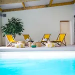 Villa L'escapade D'acquigny, Piscine, Foot Five, Salle De Sport, Babyfoot *