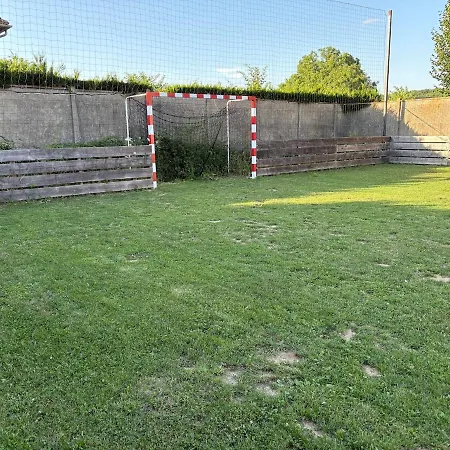 L'escapade D'acquigny, Piscine, Foot Five, Salle De Sport, Babyfoot *