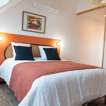 L'escapade D'acquigny, Piscine, Foot Five, Salle De Sport, Babyfoot